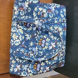 Vera Bradley Large Tote "Floral Bursts"